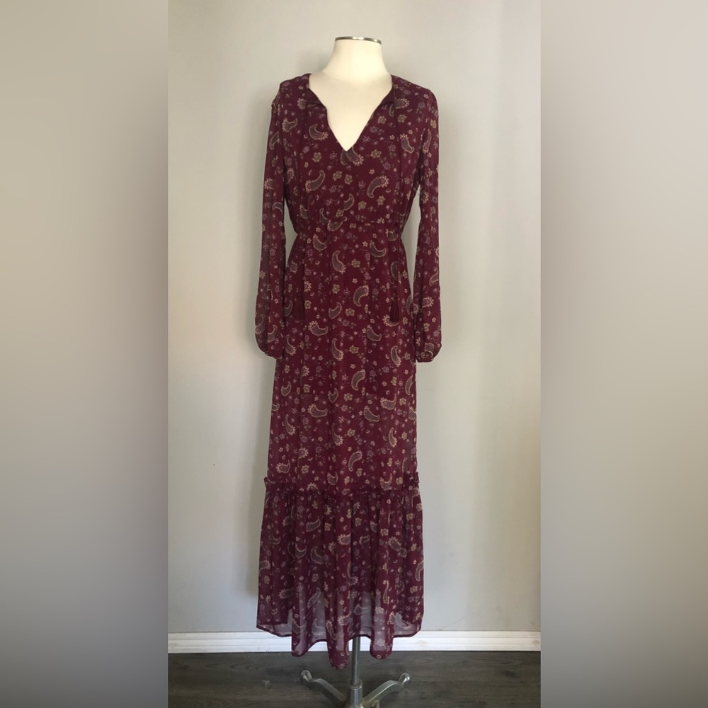 NWOT - FOREVER 21 | Bohemian Long Sleeve Paisley Dress with Tassels Burgundy M